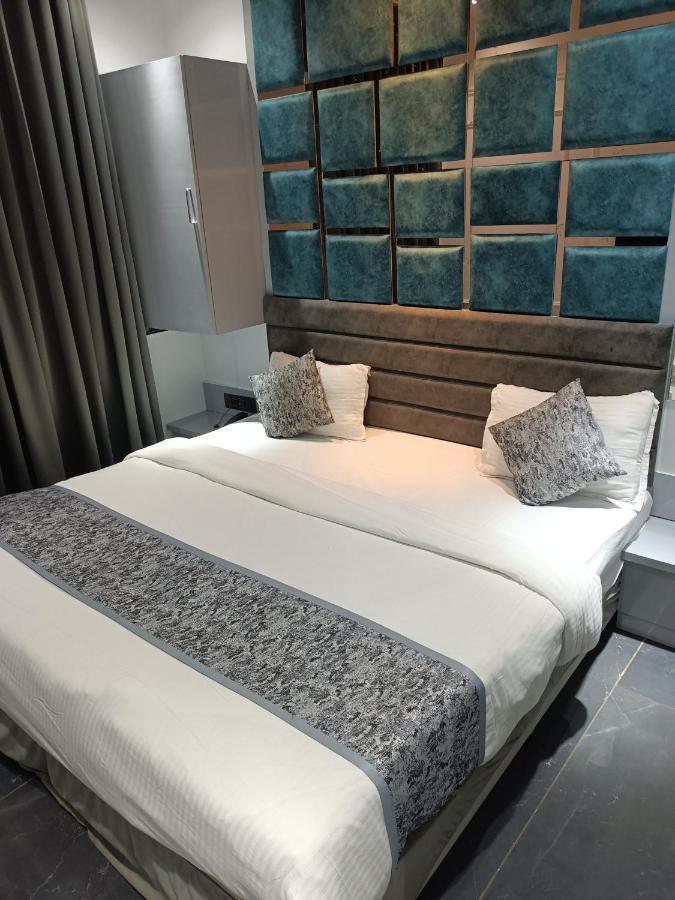 Hotel The Lowell Surat Eksteriør bilde
